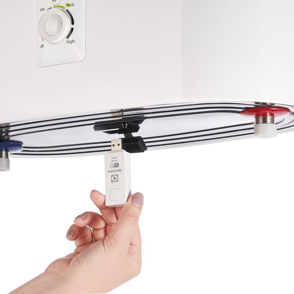 Водонагреватель Electrolux EWH 50 Centurio IQ 2.0 Водонагреватель Electrolux EWH 50 Centurio IQ 2.0