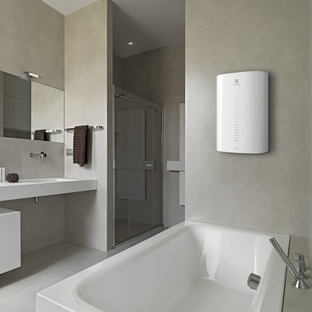 Водонагреватель Electrolux EWH 30 Regency